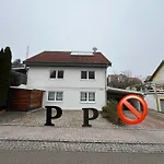 Naehe Autobahn Ruhige Lage Fuer Familien & Monteure Appartement