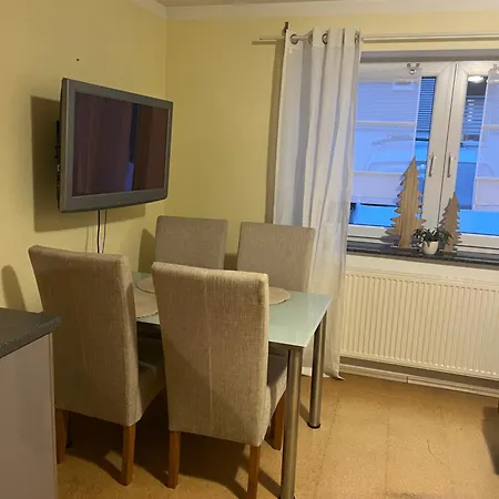 Naehe Autobahn Ruhige Lage Fuer Familien & Monteure